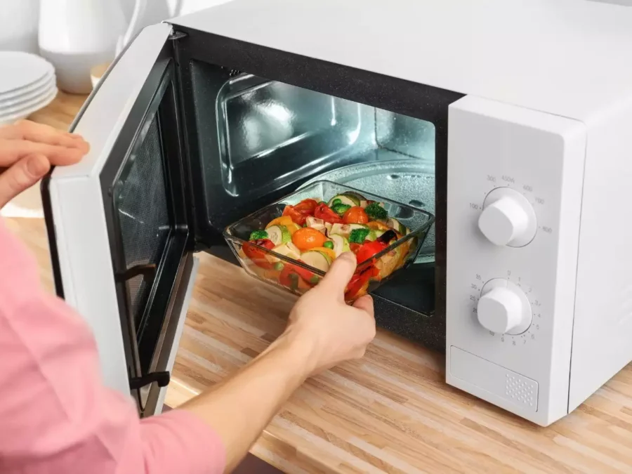 reheat food in microwave